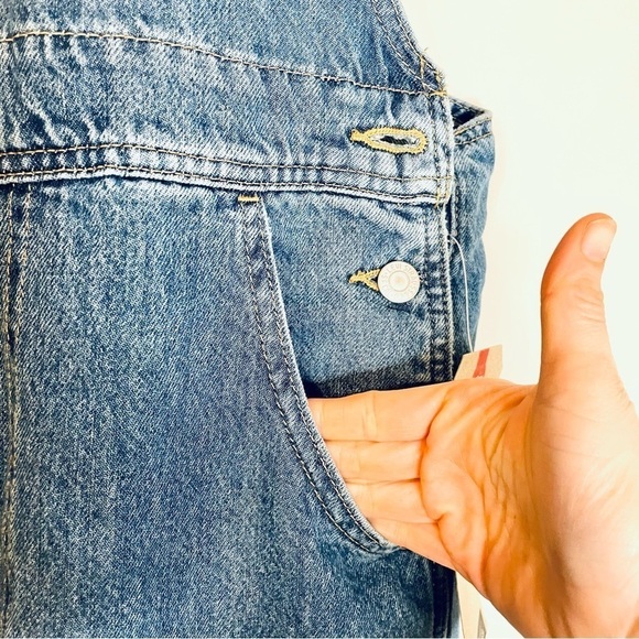 Levi's Women's Utility Loose Overall Denim Jean In The Bag Large - Picture 5 of 11